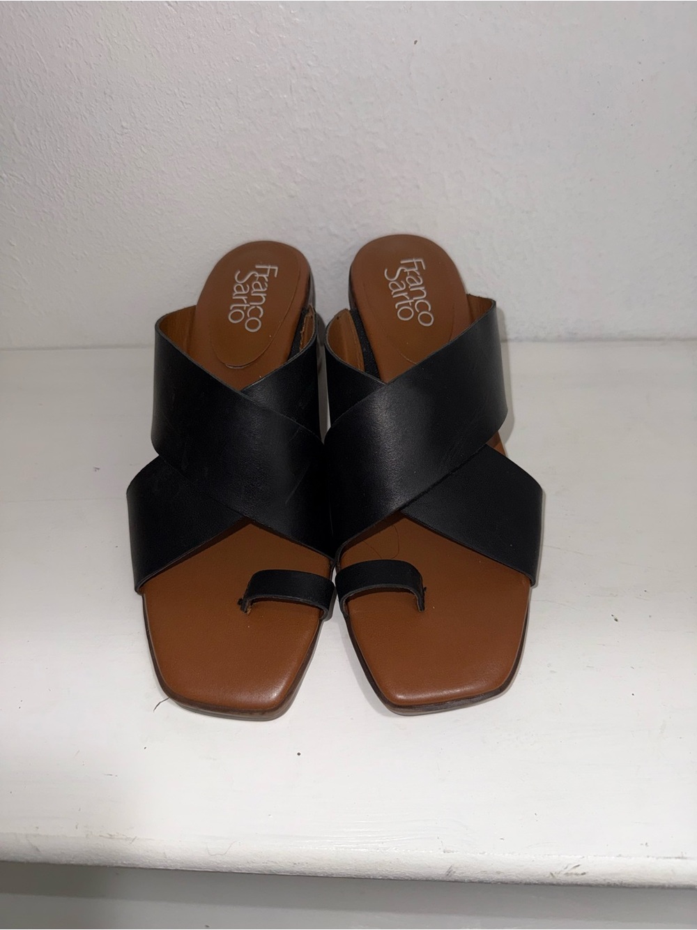 Franco Sarto Black Leather Crisscross Toe-Loop Sandals